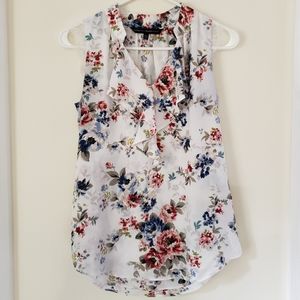 White House Black Market Floral Sleeveless Blouse